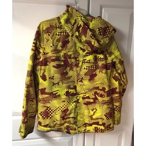 Camo BURTON jacket (Rare!!!!) winter